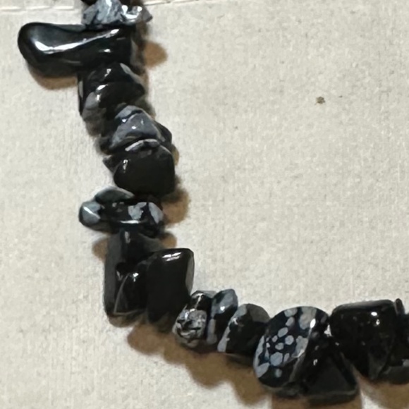 Snowflake Obsidian genuine Stone chips, stretchy bracelet. Various stone sizes. - Picture 13 of 14